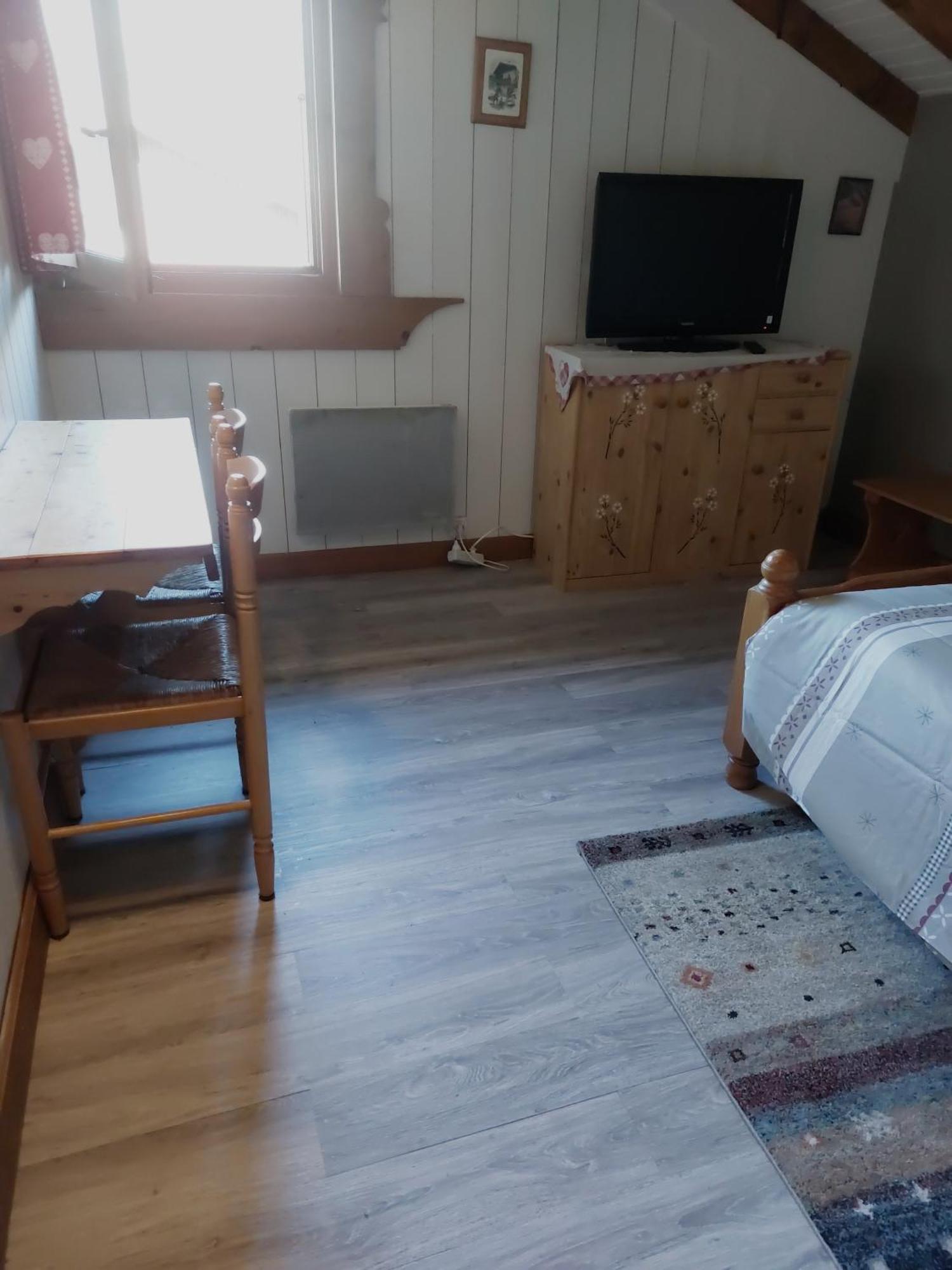 סלאנש Chambre Privee מראה חיצוני תמונה